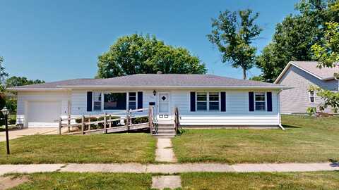 303 Memorial Drive, Fort Atkinson, WI 53538
