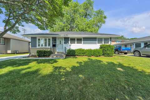 2616 Loraine Ave, Racine, WI 53404