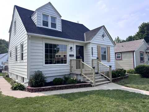 6087 N 35th St, Milwaukee, WI 53209