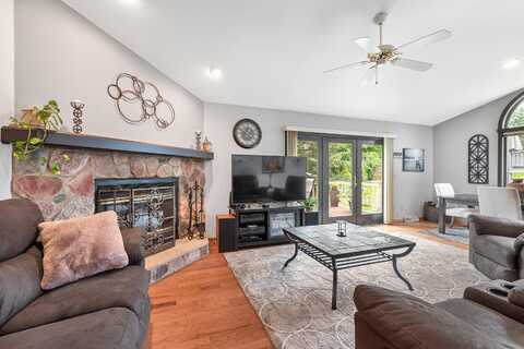 1300 Hidden Fields Dr, West Bend, WI 53095