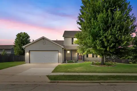 8432 Ivanhoe Pl, Sturtevant, WI 53177