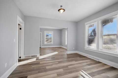 5651 N 37th St, Milwaukee, WI 53209
