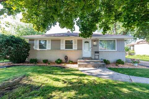 8224 W Waterford Ave, Greenfield, WI 53220