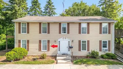 3914 Country Pl, Sheboygan, WI 53081
