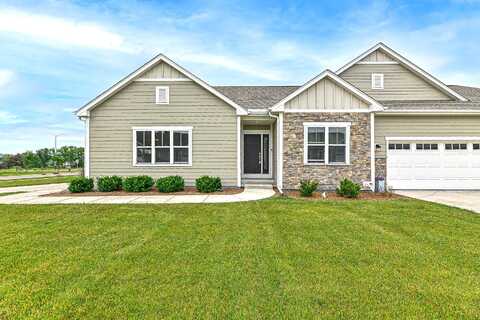 7811 W Park Circle Way, Franklin, WI 53132