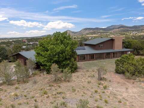 4025 Old Pecos Trail, Santa Fe, NM 87508