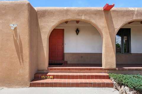 123 La Senda Road, Los Alamos, NM 87547