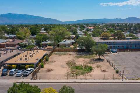 1128 ARIZONA Street SE, Albuquerque, NM 87108