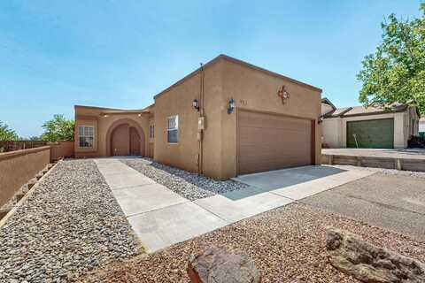 913 CHARLES Drive NE, Rio Rancho, NM 87144