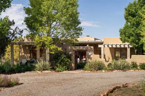 4 Paseo Del Coyote, Santa Fe, NM 87506