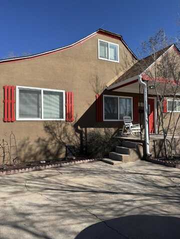 412 Grove Street NE, Albuquerque, NM 87108