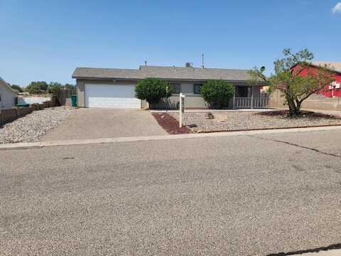 4652 N Platinum Drive NE, Rio Rancho, NM 87124
