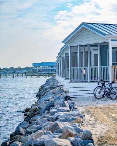 2477 MAIN ST, CHINCOTEAGUE, VA 23336