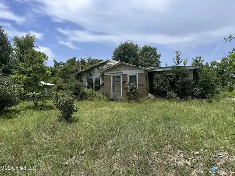 212 Russell Street, Long Beach, MS 39560