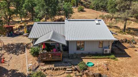 4824 Aloe Vera Drive, Redding, CA 96001