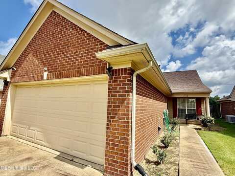 1552 Central Trails Drive, Southaven, MS 38671