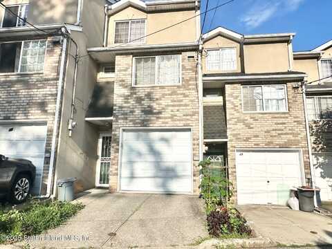 47 Savo Lane, Staten Island, NY 10305