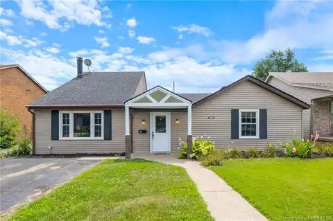 323 Broadway Street, Sellersburg, IN 47172