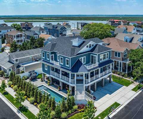 402 N Thurlow Ave, Margate City, NJ 08402