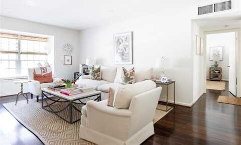 143 Woodmere Square NW, Atlanta, GA 30327