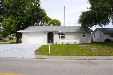 8829 ROBLE WAY, PORT RICHEY, FL 34668