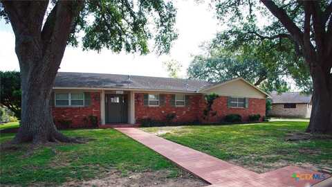 2405 Powell Street, Bay City, TX 77414