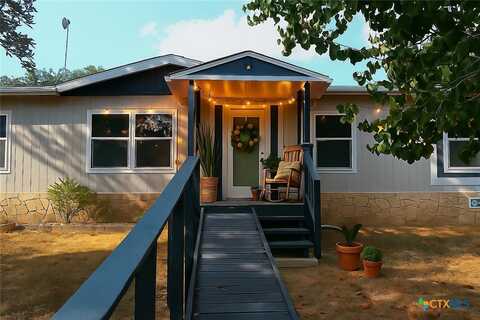 285 Rhonda Drive, Lytle, TX 78052