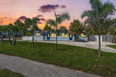 201 75TH STREET, HOLMES BEACH, FL 34217