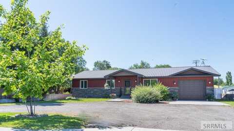 834 W Main Street, St Anthony, ID 83445