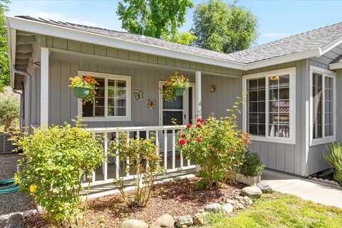 1012 Peachwood Court, Medford, OR 97501