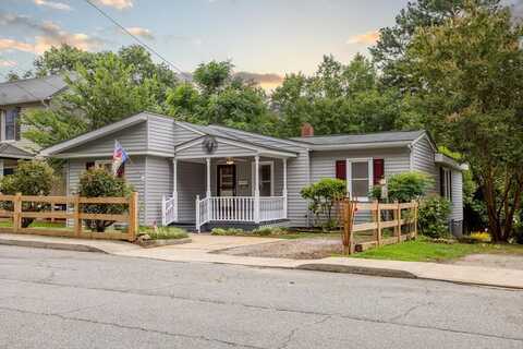 517 E Sycamore Street, Chase City, VA 23924