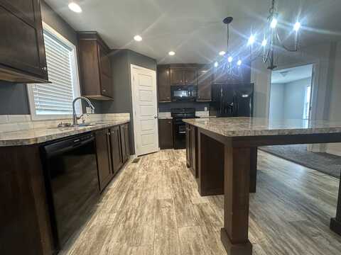 1183 London St, Wayland, MI 49348