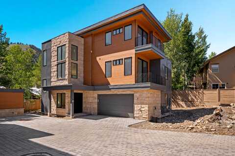 220 Bird Dr, Ketchum, ID 83340