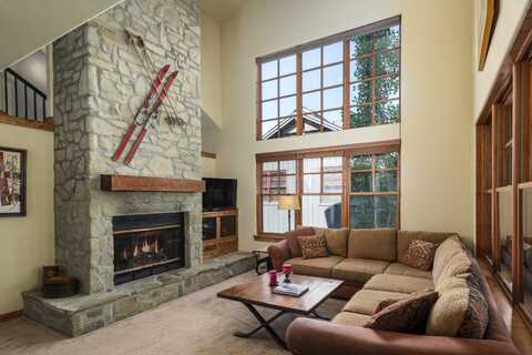 101 Emerald St, Ketchum, ID 83340
