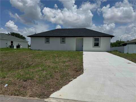 2902 27th Street SW, Lehigh Acres, FL 33976