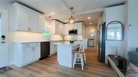 115 Wellington Avenue, Newport, RI 02840