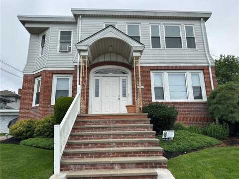1 Rosemary Street, Cranston, RI 02920