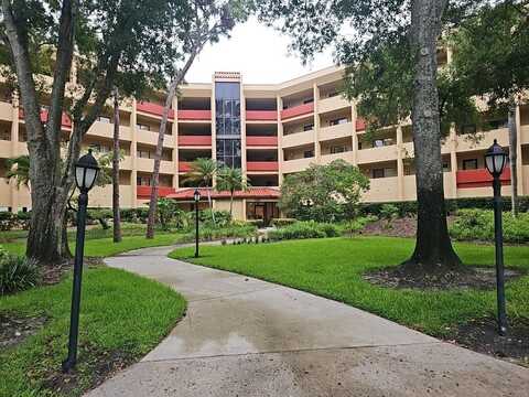 3076 EASTLAND BOULEVARD, CLEARWATER, FL 33761
