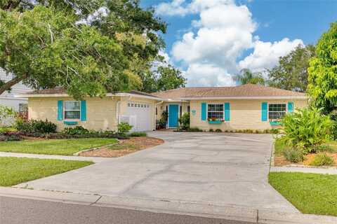 4624 BAY CREST DRIVE, TAMPA, FL 33615