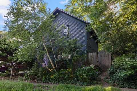 52 Spring Street, South Kingstown, RI 02879