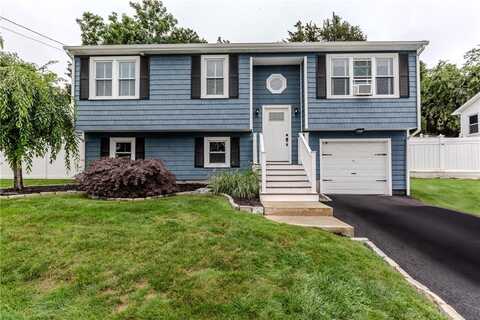 10 Pembroke Drive, Johnston, RI 02919