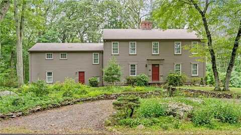 12 Lampercock Lane, Lincoln, RI 02865