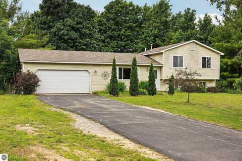 2785 E Sugar Maple Drive, Cedar, MI 49621