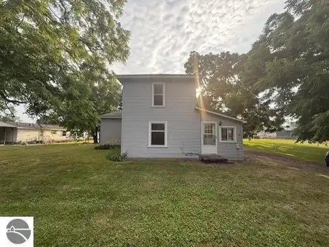 8172 S Bloomer Street, Carson City, MI 48811