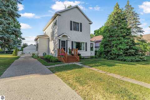 709 E Division, Cadillac, MI 49601