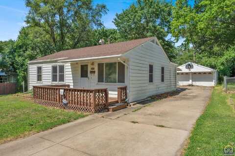 2117 SE Ohio AVE, Topeka, KS 66605