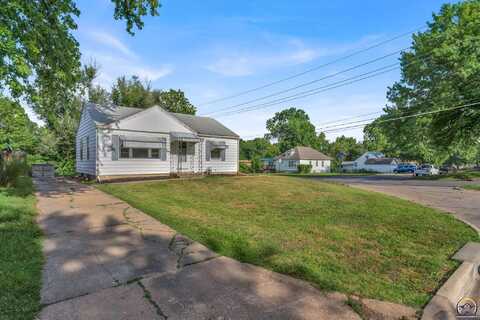 744 SW Vesper AVE, Topeka, KS 66606