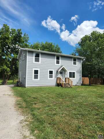 200 Annetta, Hoyt, KS 66440
