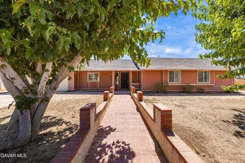 41102 E 174th Street, Lake Los Angeles, CA 93535