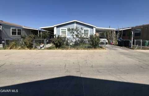 45645 E 25th St, Lancaster, CA 93535
